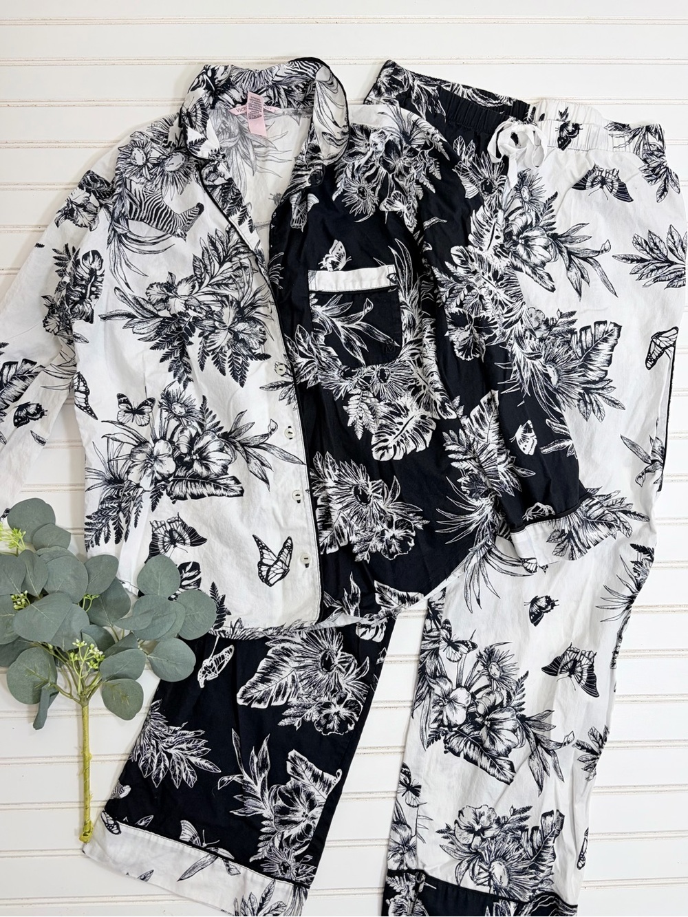 Victoria’s Secret Floral Contrast PJ Pajama Set